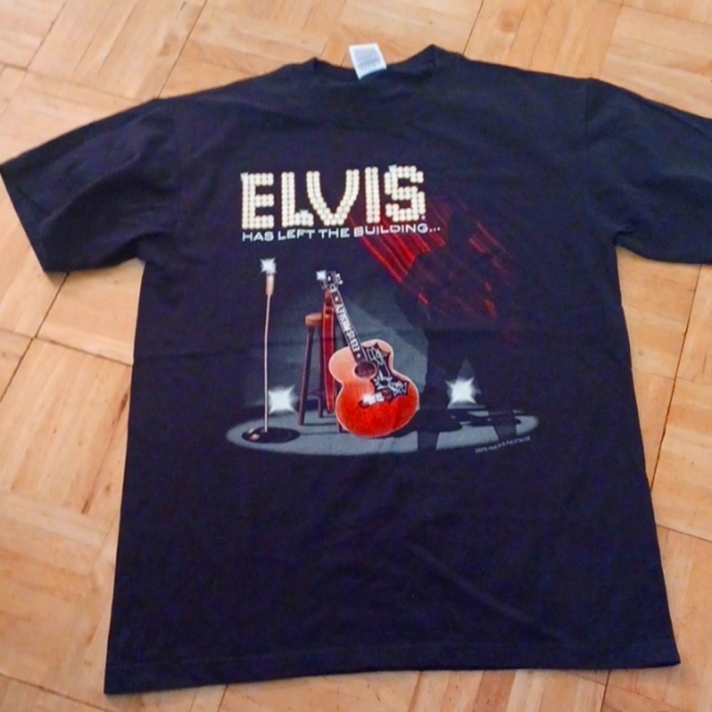 Elvis Presley tee shirt adult size medium black